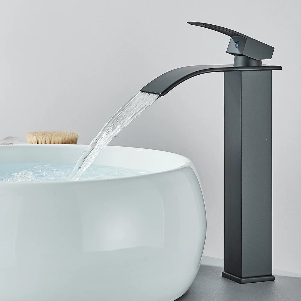 Quyanre Basin Faucet Waterfall Single Handle Hot Cold Mixer